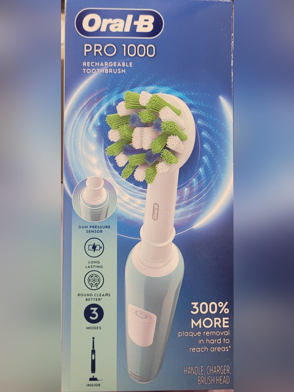 Oral‑B Pro 1000 Rechargeable Electric Toothbrush — White & Light Blue